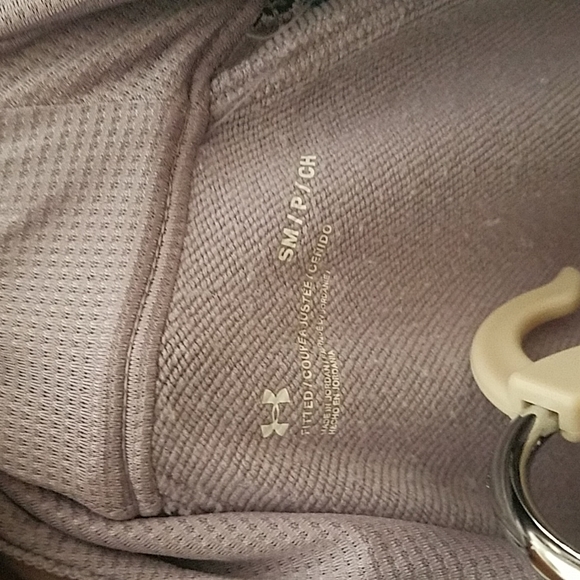 Under Armour Light Purple Zip Up Hooded Jacket Coat Size Small with pockets - Picture 4 of 4